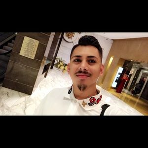 Meet your Posher, Michael